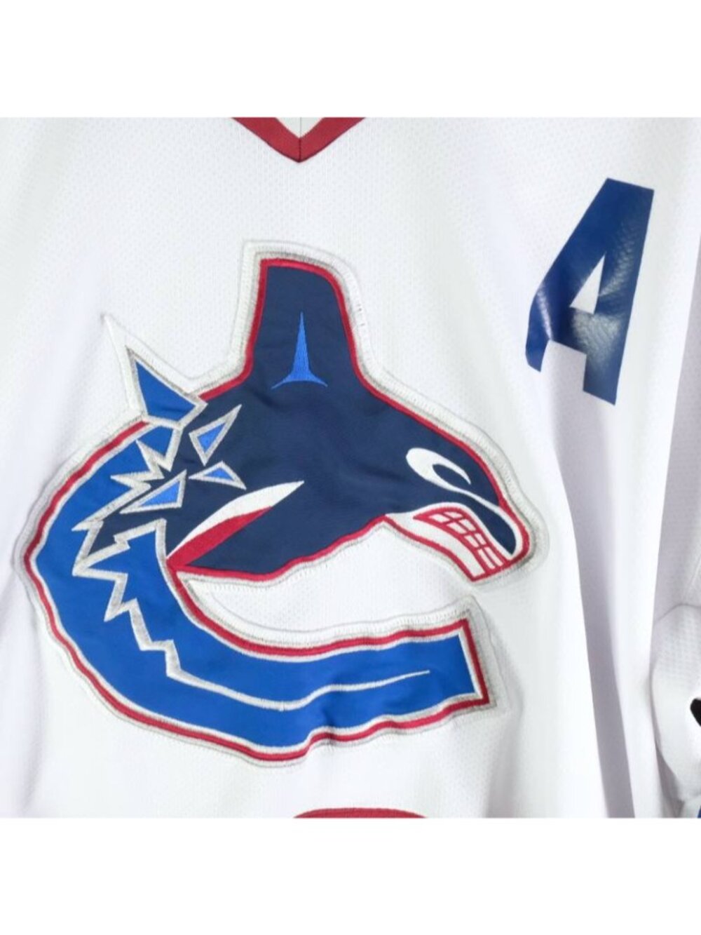 Vancouver Canucks Jersey Mens XL Bieksa #3 Starter NHL Western - Picture 2 of 10